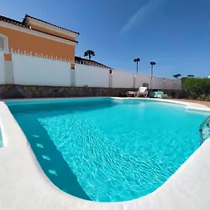 https://calma-suites.maspalomashotels.com