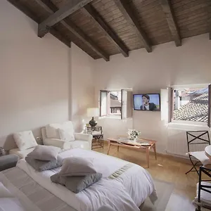 https://apt-altalea.biarritzhotels.info
